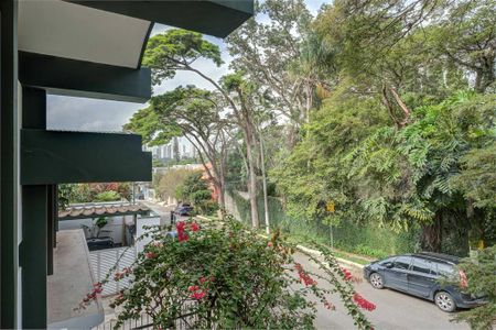 Casa à venda com 438m², 3 quartos e 7 vagas