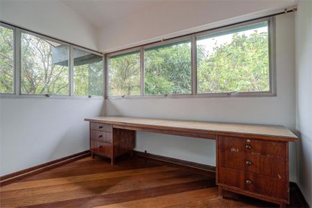 Casa à venda com 438m², 3 quartos e 7 vagas