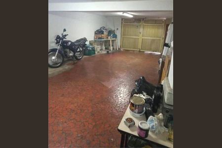 Casa à venda com 221m², 3 quartos e 2 vagas