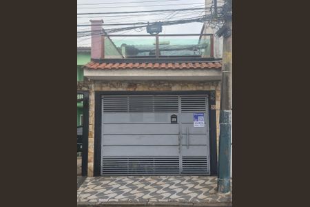 Casa à venda com 122m², 3 quartos e 2 vagasFachada