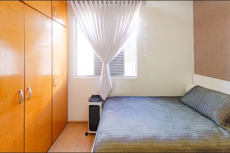 Apartamento à venda com 92m², 3 quartos e 2 vagas Apartamento à venda com 92m², 3 quartos e 2 vagasQuarto 1