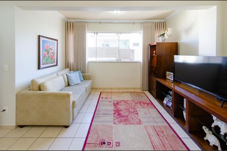 Apartamento à venda com 92m², 3 quartos e 2 vagas Apartamento à venda com 92m², 3 quartos e 2 vagasSala