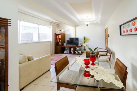 Apartamento à venda com 92m², 3 quartos e 2 vagas Apartamento à venda com 92m², 3 quartos e 2 vagasSala