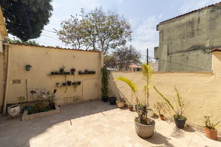 Casa para alugar com 120m², 3 quartos e 2 vagas Casa para alugar com 120m², 3 quartos e 2 vagasJardim