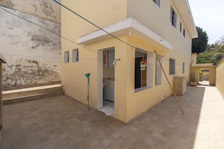 Casa para alugar com 120m², 3 quartos e 2 vagas Casa para alugar com 120m², 3 quartos e 2 vagasQuintal