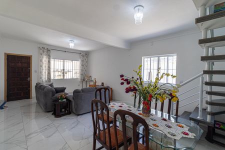 Sala de casa à venda com 3 quartos, 120m² em Vila Marieta, São Paulo