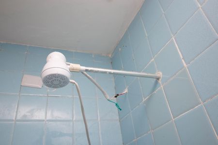 Banheiro Social de casa para alugar com 1 quarto, 70m² em Jaguará, São Paulo