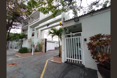 Casa de condomínio à venda com 144m², 3 quartos e 2 vagasFachada