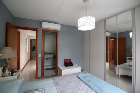 Casa de condomínio à venda com 144m², 3 quartos e 2 vagasSuíte 3