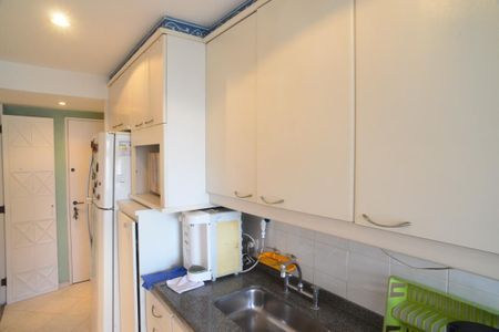 Apartamento à venda com 84m², 2 quartos e 1 vagaCozinha