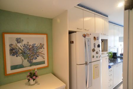 Apartamento à venda com 84m², 2 quartos e 1 vagaCozinha