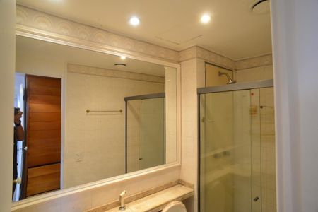 Apartamento à venda com 84m², 2 quartos e 1 vagaBanheiro da Suíte