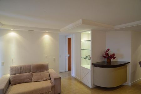 Sala de apartamento à venda com 2 quartos, 84m² em Barra da Tijuca, Rio de Janeiro