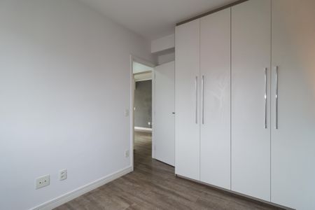 Apartamento à venda com 75m², 2 quartos e 2 vagasQuarto 