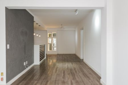 Sala de apartamento à venda com 2 quartos, 75m² em Vila Andrade, São Paulo