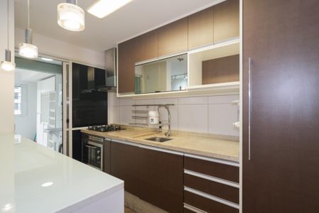 Apartamento à venda com 75m², 2 quartos e 2 vagasCozinha