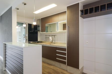 Apartamento à venda com 75m², 2 quartos e 2 vagasCozinha