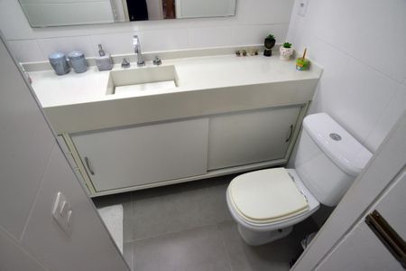 Apartamento à venda com 77m², 3 quartos e 1 vagaBanheiro Social