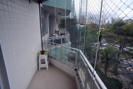 Apartamento à venda com 77m², 3 quartos e 1 vagaVaranda da Suíte 2