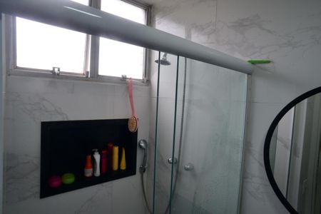 Apartamento à venda com 77m², 3 quartos e 1 vagaBanheiro Suíte 2