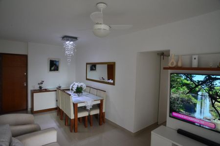 Apartamento à venda com 77m², 3 quartos e 1 vagaSala