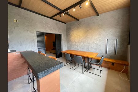 Casa à venda com 140m², 3 quartos e 2 vagasVaranda gourmet