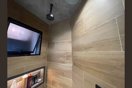 Casa à venda com 140m², 3 quartos e 2 vagasBanheiro da Suíte master