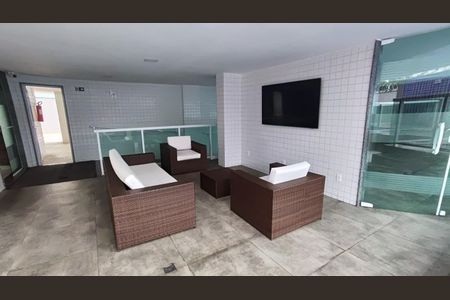 Apartamento à venda com 68m², 2 quartos e 1 vagaÁrea comum