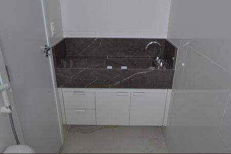 Apartamento à venda com 68m², 2 quartos e 1 vagaBanheiro da Suíte