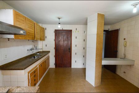 Apartamento à venda com 90m², 2 quartos e 1 vagaCozinha