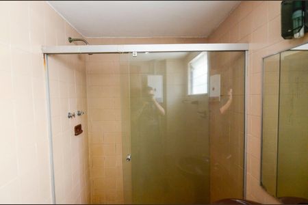 Apartamento à venda com 90m², 2 quartos e 1 vagaBanheiro Social