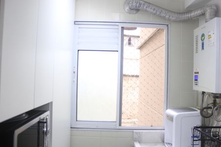 Apartamento à venda com 65m², 3 quartos e 1 vagaCozinha com lavanderia 