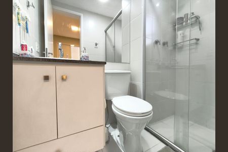 Apartamento à venda com 64m², 2 quartos e 1 vaga Apartamento à venda com 64m², 2 quartos e 1 vagaBanheiro da Suíte