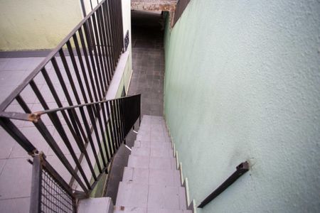 Casa para alugar com 355m², 5 quartos e 4 vagasEscada