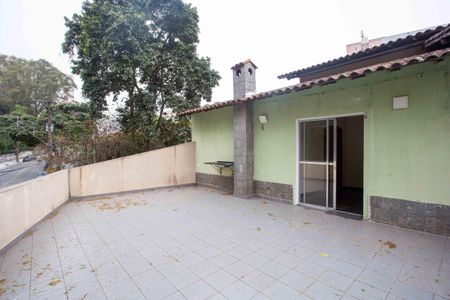 Casa para alugar com 355m², 5 quartos e 4 vagasVaranda