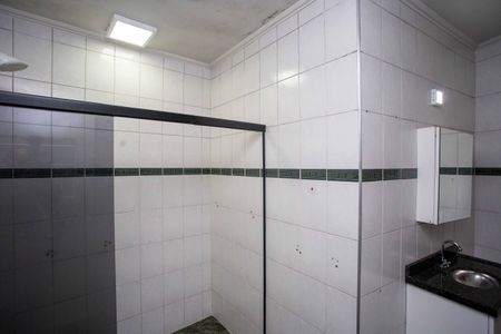 Casa para alugar com 355m², 5 quartos e 4 vagasBanheiro 3