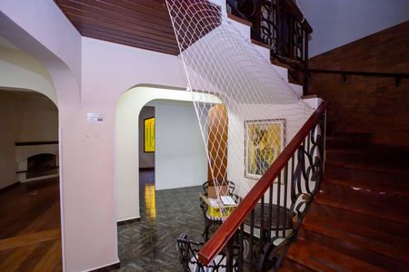 Casa para alugar com 355m², 5 quartos e 4 vagasHall