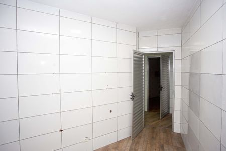 Casa para alugar com 355m², 5 quartos e 4 vagasBanheiro 4