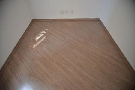 Apartamento à venda com 77m², 3 quartos e 2 vagasQuarto 2