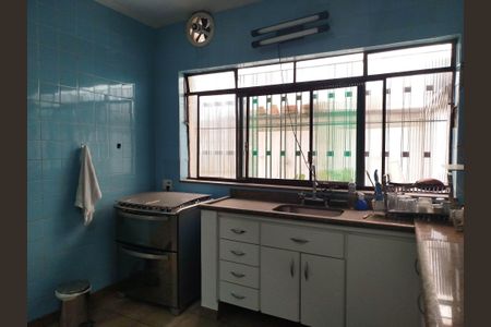 Casa à venda com 151m², 4 quartos e 3 vagasCozinha