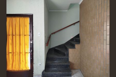 Casa à venda com 151m², 4 quartos e 3 vagasEscada