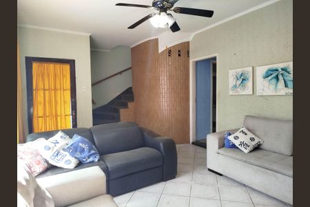 Casa à venda com 151m², 4 quartos e 3 vagasSala