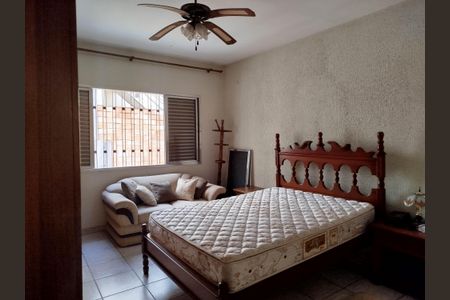 Casa à venda com 151m², 4 quartos e 3 vagasQuarto 1