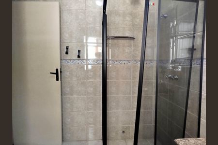 Casa à venda com 151m², 4 quartos e 3 vagasBanheiro 1
