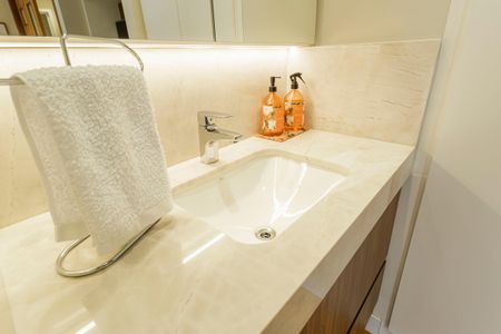 Apartamento à venda com 68m², 2 quartos e 1 vagaBanheiro da Suíte 1