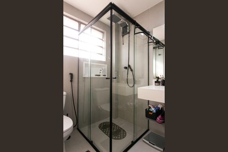 Apartamento à venda com 96m², 2 quartos e 1 vaga Apartamento à venda com 96m², 2 quartos e 1 vagaBanheiro da Suíte 1