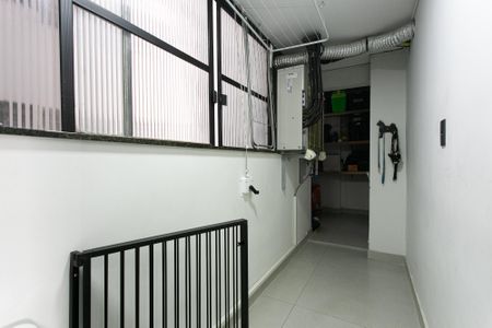 Apartamento à venda com 96m², 2 quartos e 1 vaga Apartamento à venda com 96m², 2 quartos e 1 vagaÁrea de Serviço