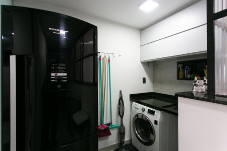 Apartamento à venda com 96m², 2 quartos e 1 vaga Apartamento à venda com 96m², 2 quartos e 1 vagaÁrea de Serviço