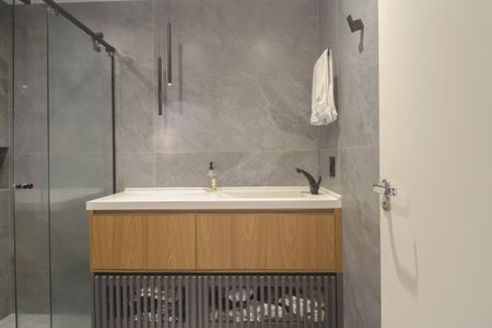 Apartamento à venda com 67m², 2 quartos e 1 vagaBanheiro Suíte 2