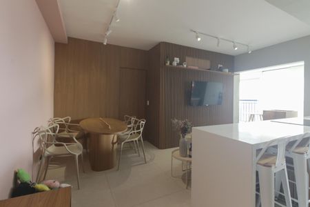 Apartamento à venda com 67m², 2 quartos e 1 vagaSala